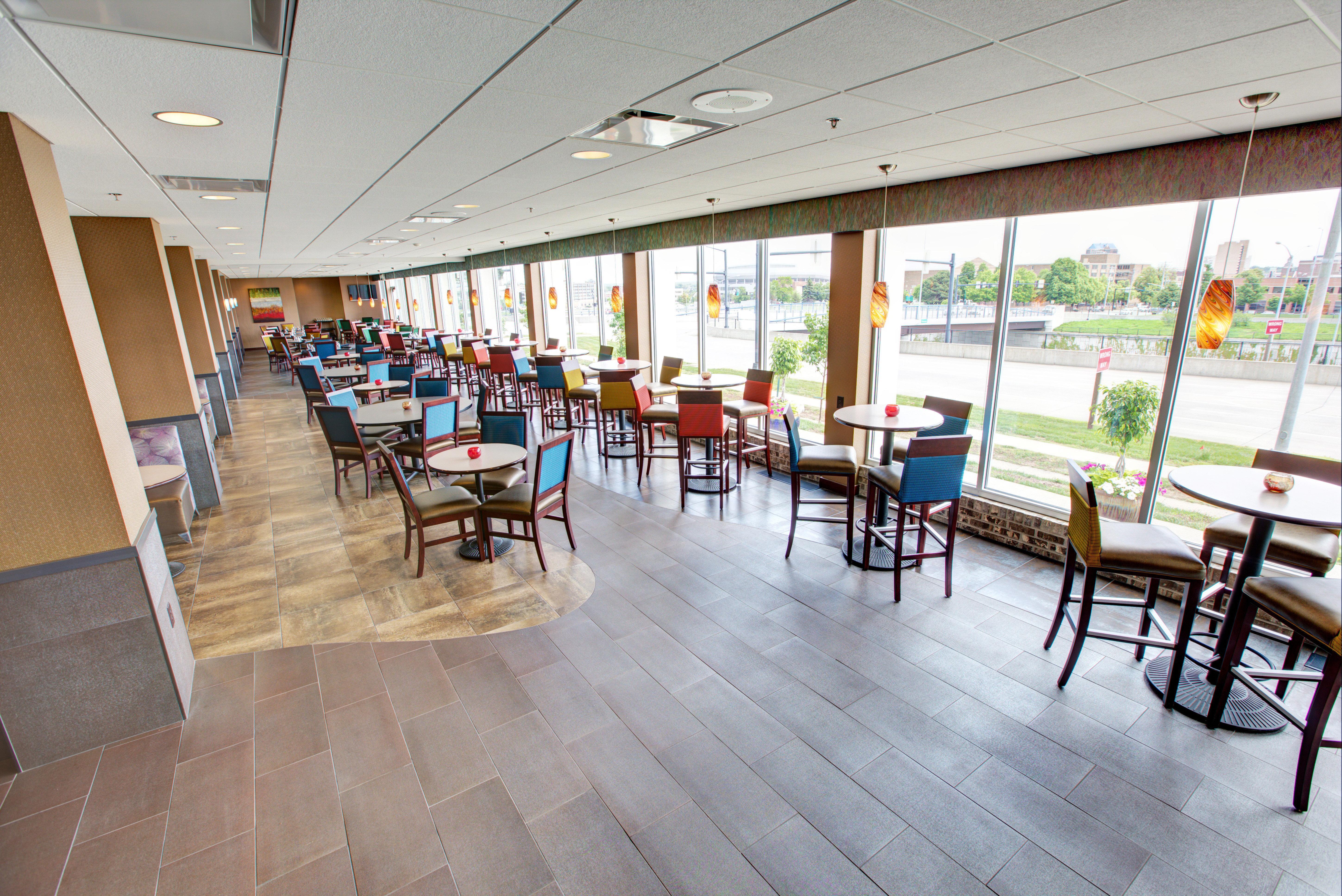 Holiday Inn Des Moines-Downtown-Mercy Campus By Ihg Exterior foto