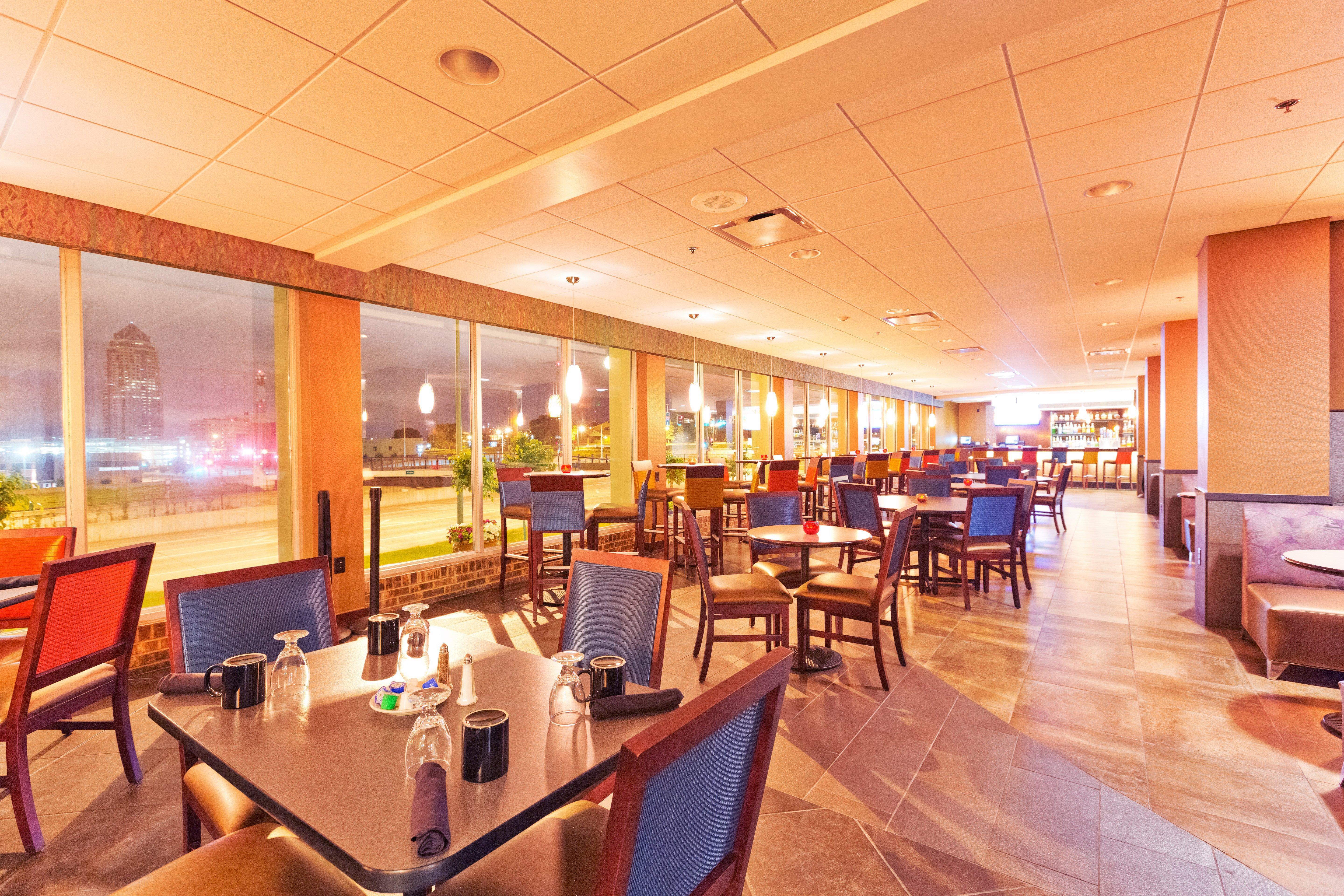Holiday Inn Des Moines-Downtown-Mercy Campus By Ihg Exterior foto